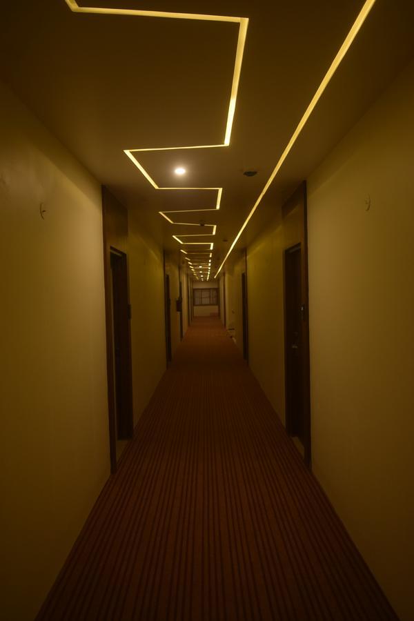Ambikāpur Hotel Avalon Inn מראה חיצוני תמונה