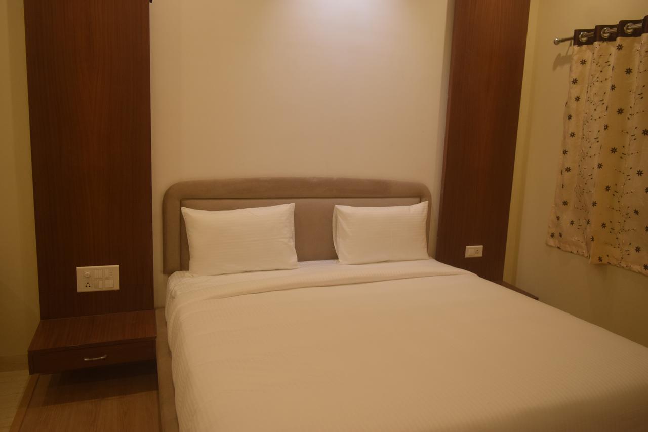 Ambikāpur Hotel Avalon Inn מראה חיצוני תמונה